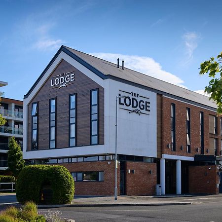 The Lodge Hotel นิวเบอรี ภายนอก รูปภาพ