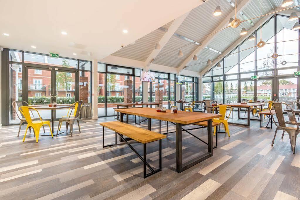 The Lodge Hotel นิวเบอรี ภายนอก รูปภาพ