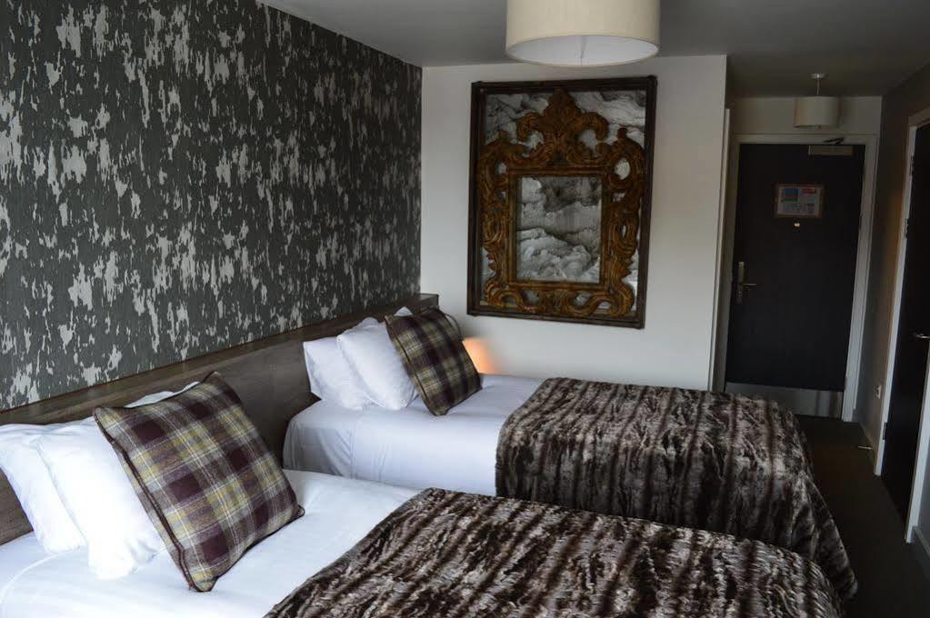 The Lodge Hotel นิวเบอรี ภายนอก รูปภาพ